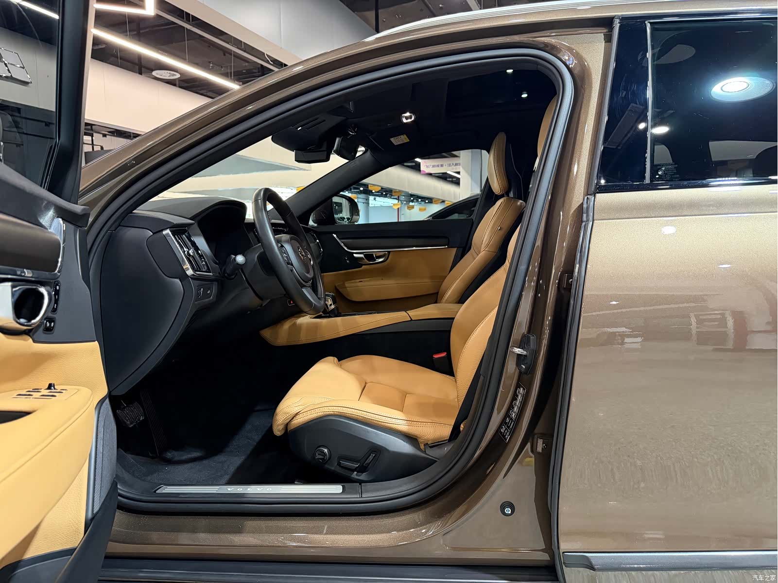 Volvo V90, 2018 15