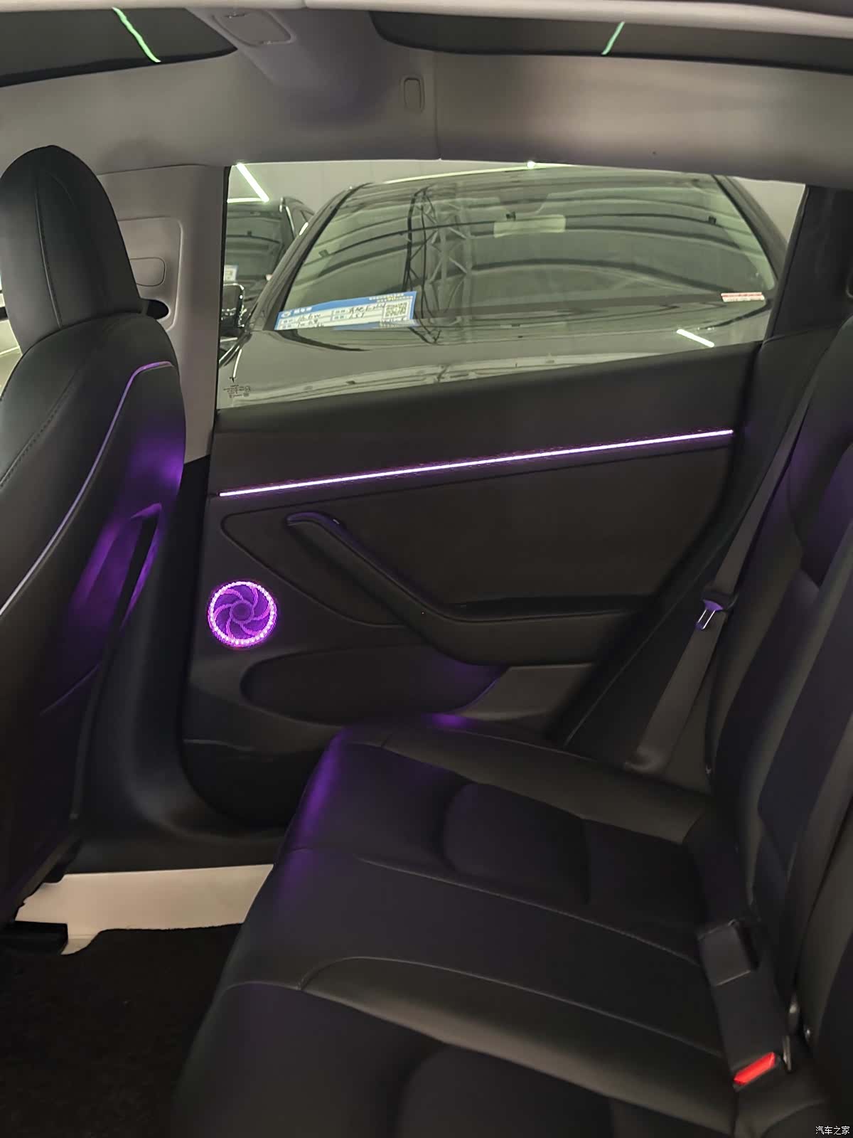 Tesla Model 3, 2022 7
