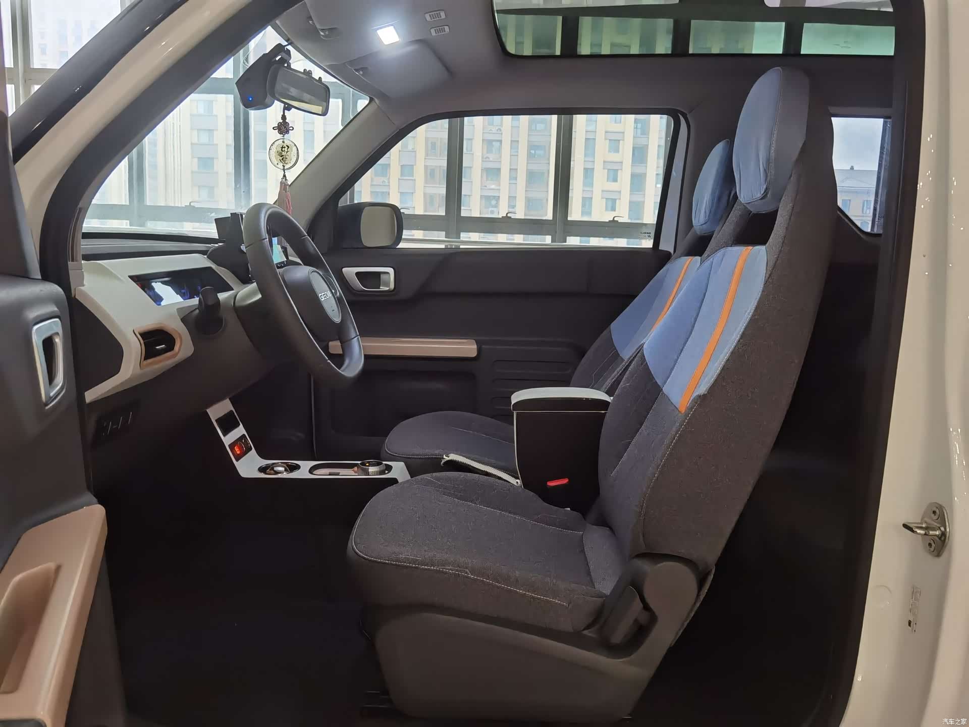 Geely Panda, 2023 16