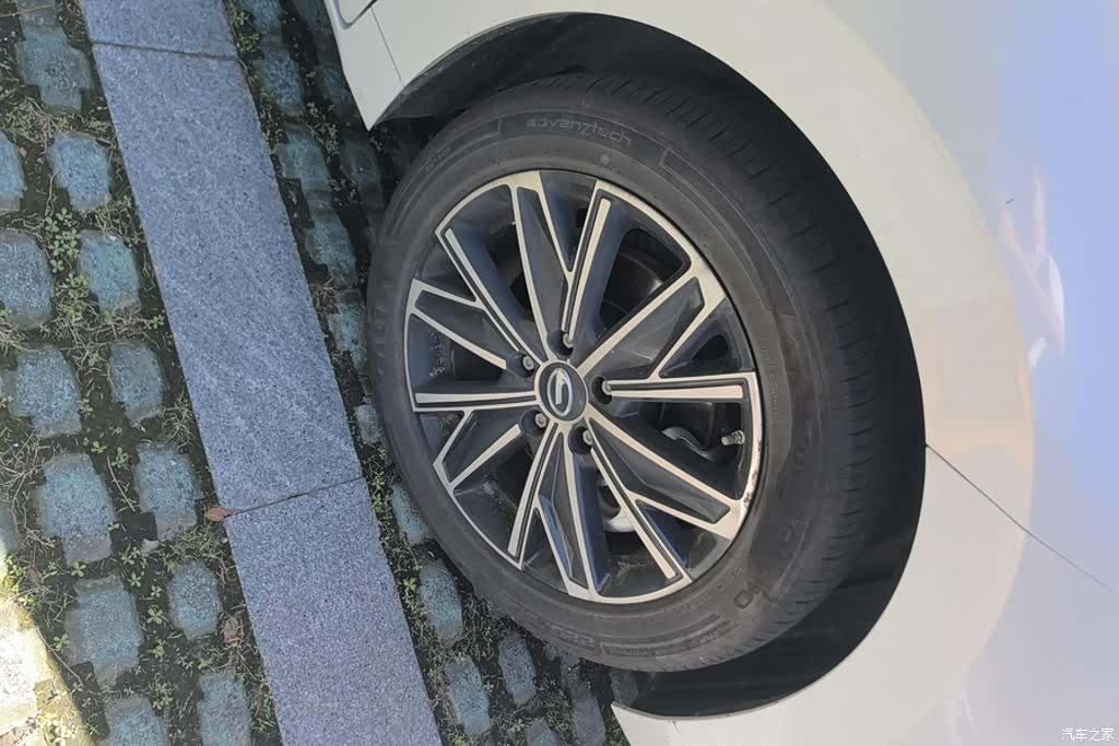 Trumpchi E8, 2024 6