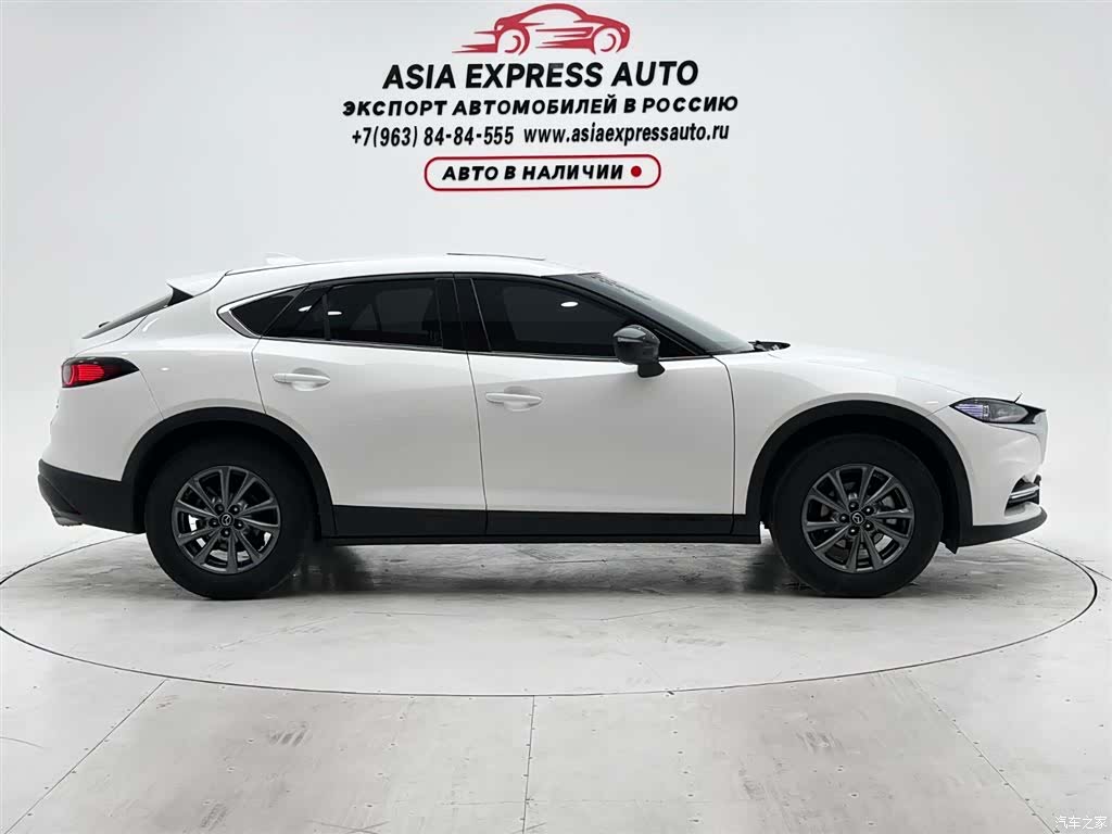 Mazda CX-4, 2023 9