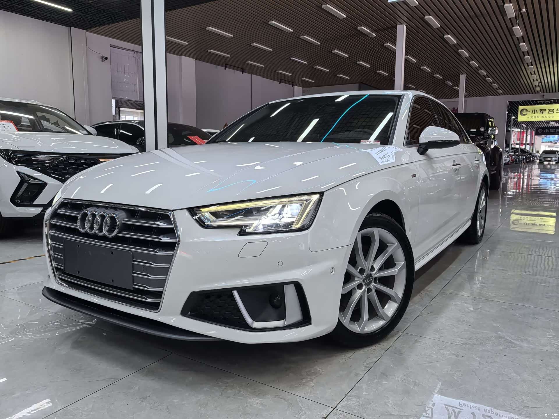 Audi A4L, 2019 1