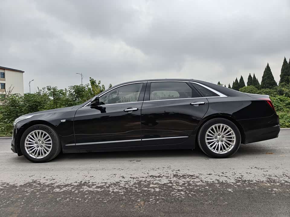 Cadillac CT6