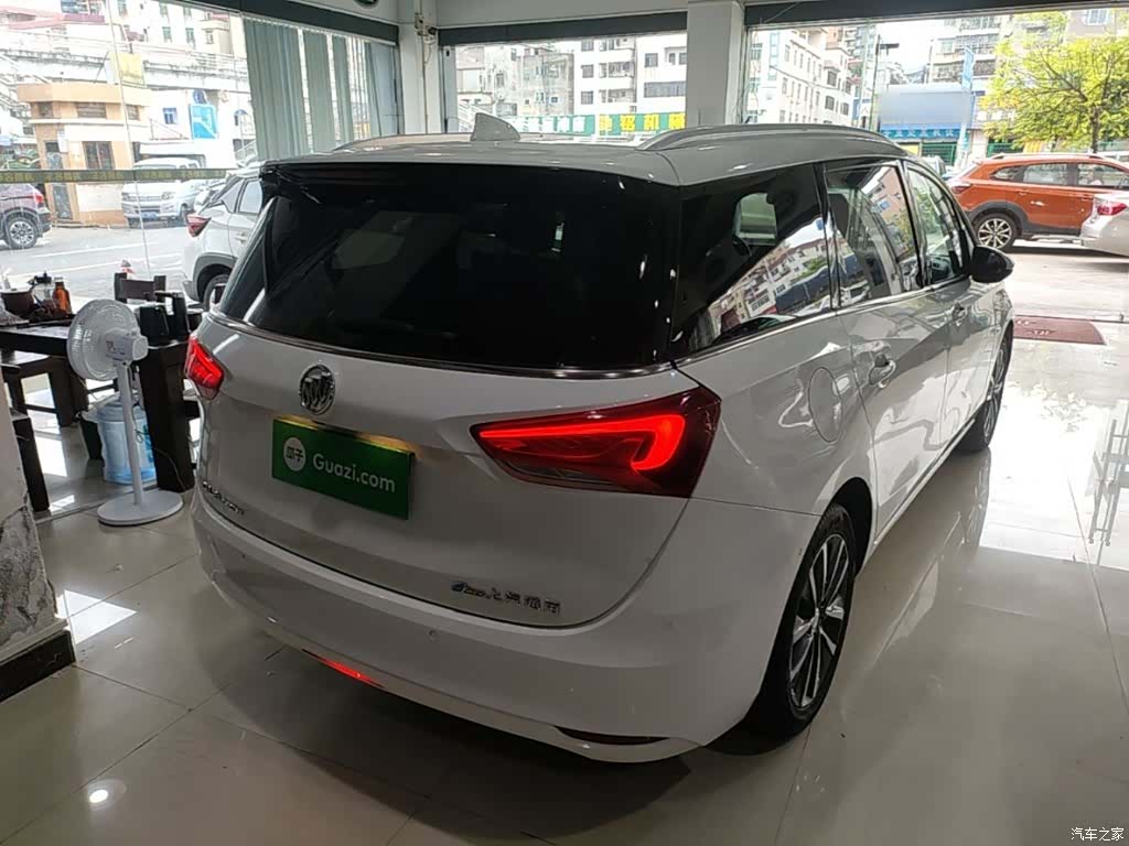 Buick GL6, 2021 7