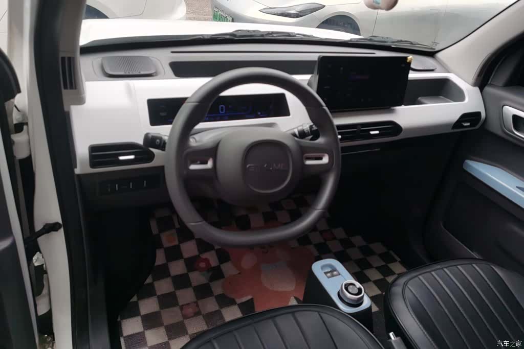 Geely Panda, 2023 12
