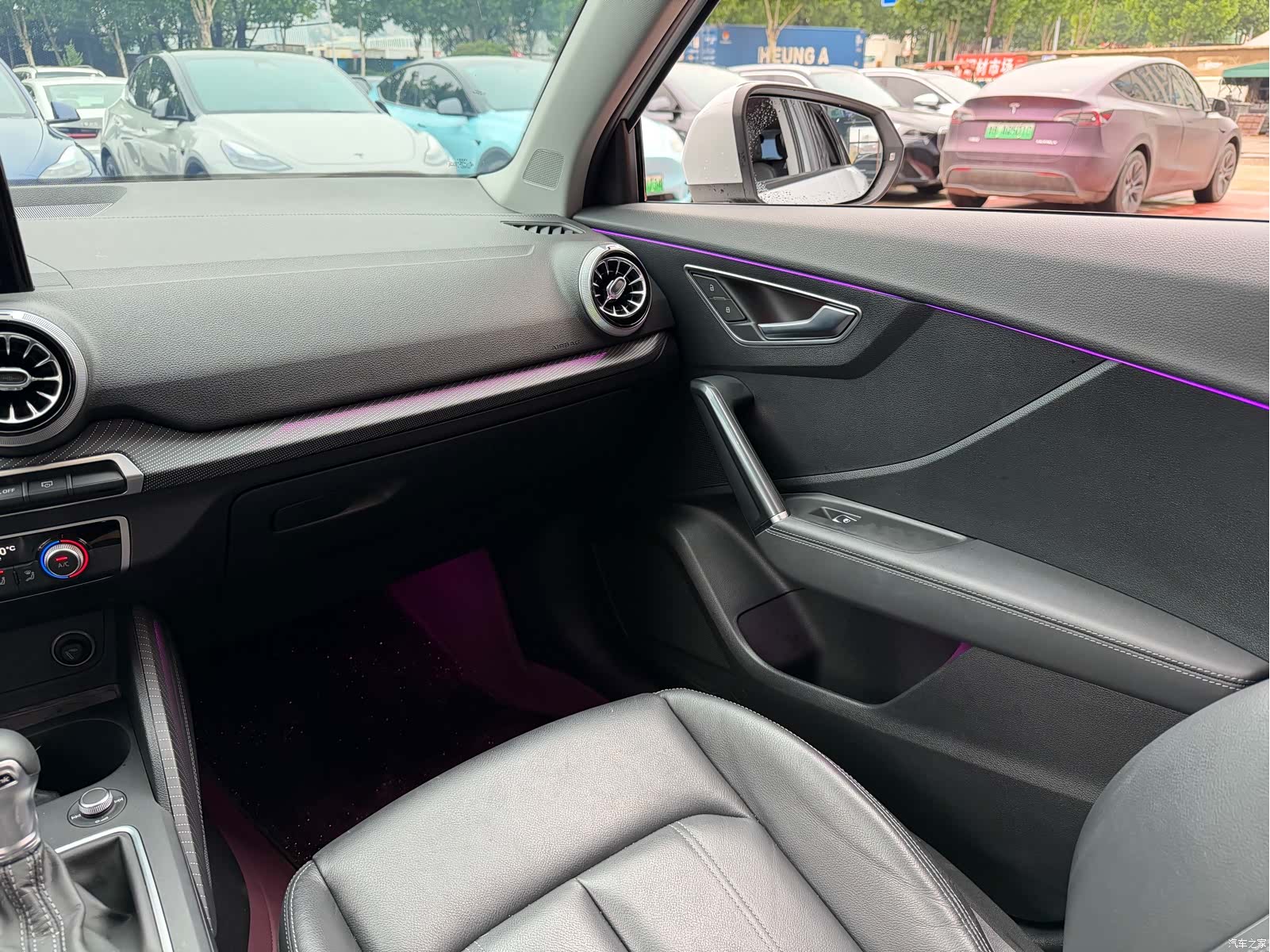 Audi Q2L, 2022 10