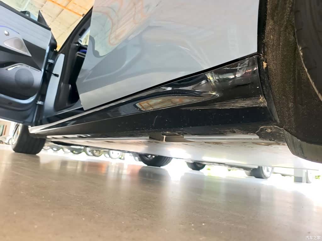 Geely E8, 2025 22