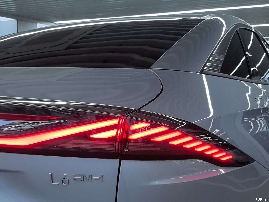 Geely Galaxy L6, 2025 6