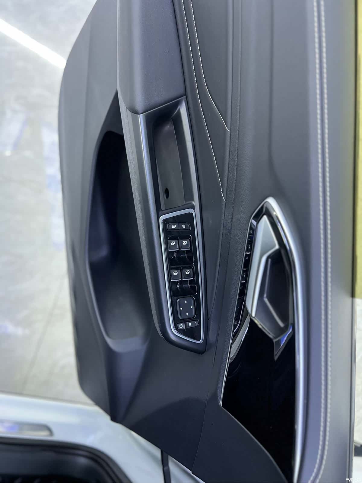 Volkswagen VS7, 2022 4