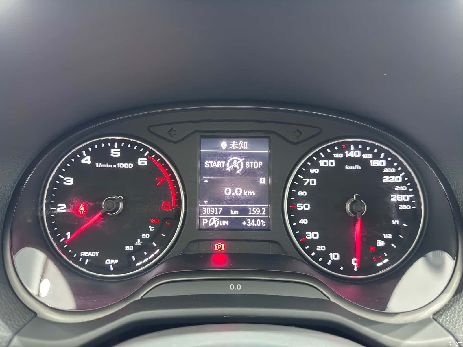 Audi Q2L, 2021 8