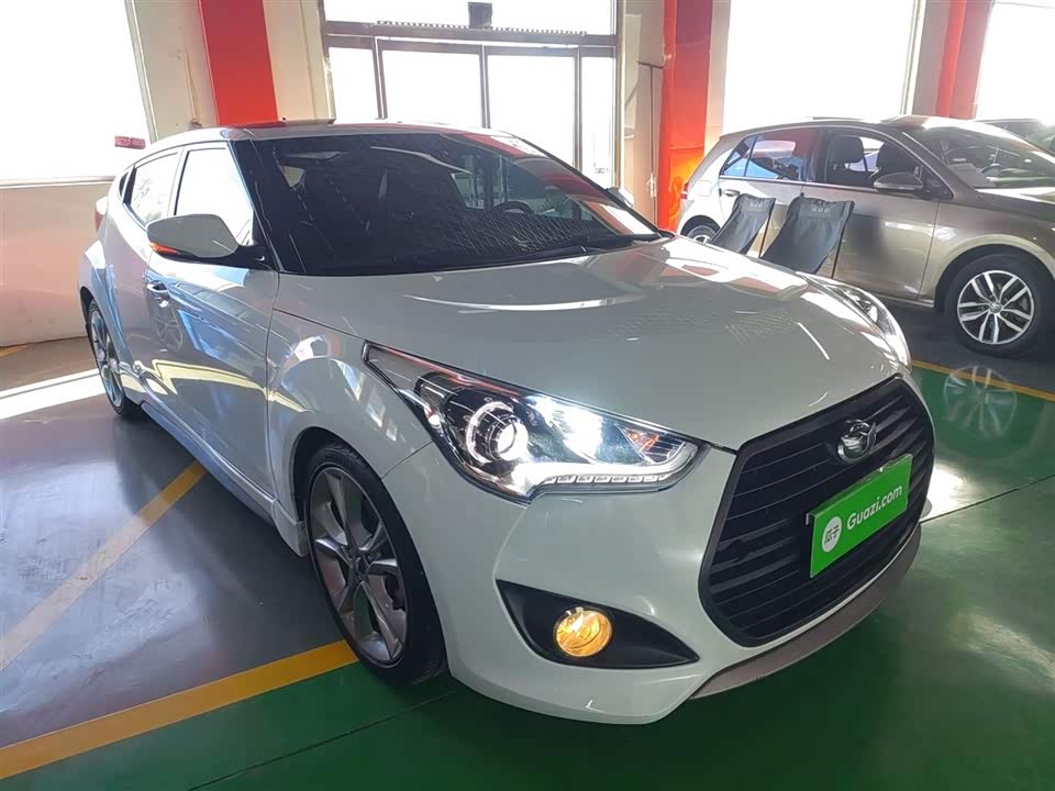 Hyundai Veloster