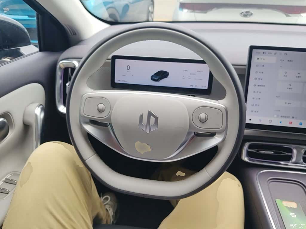 Leapmotor B01, 2025 11