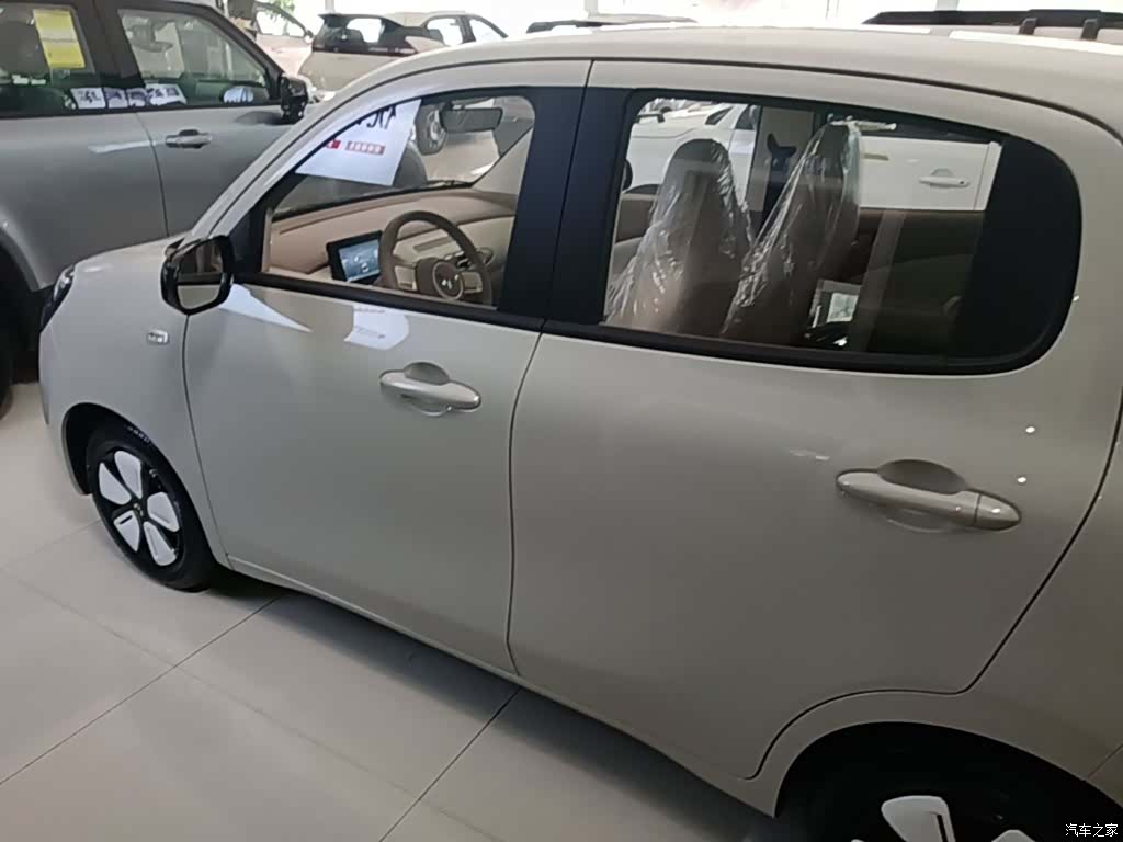 Wuling MINIEV, 2026 все фото