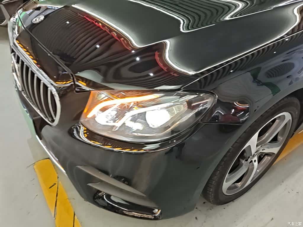 Mercedes-Benz E-Class, 2017 24