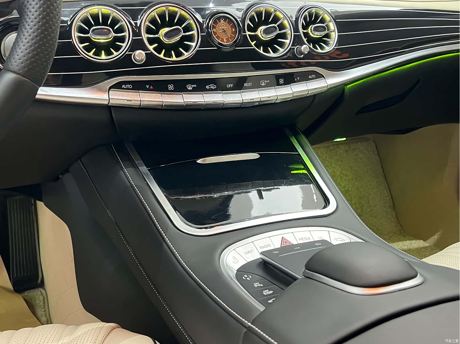 Mercedes-Benz S-Class, 2011 23