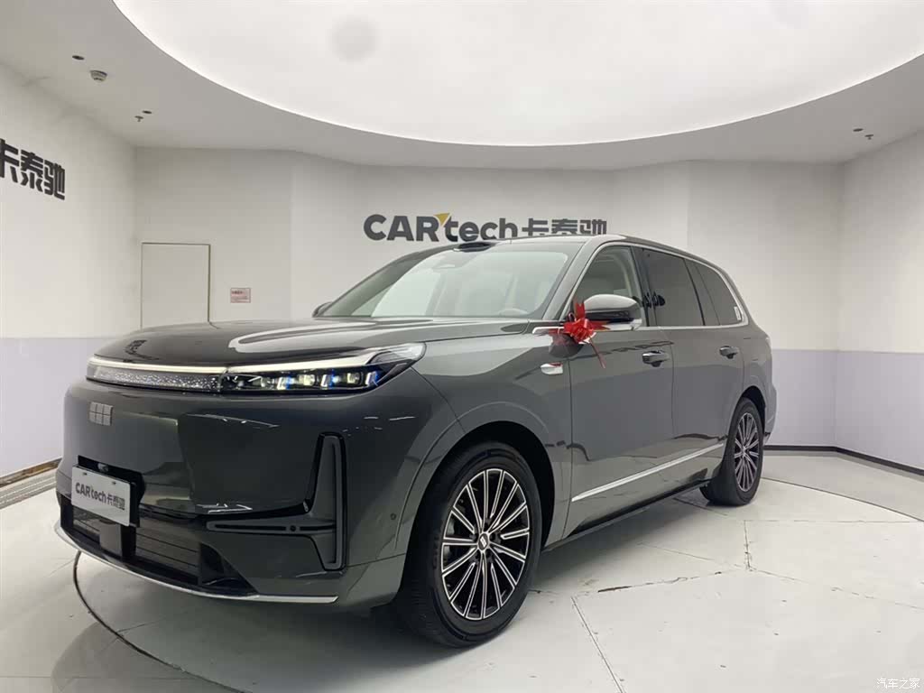 Geely M9