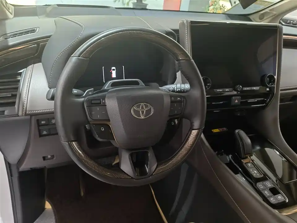 Toyota Elfa Toyota Elfa