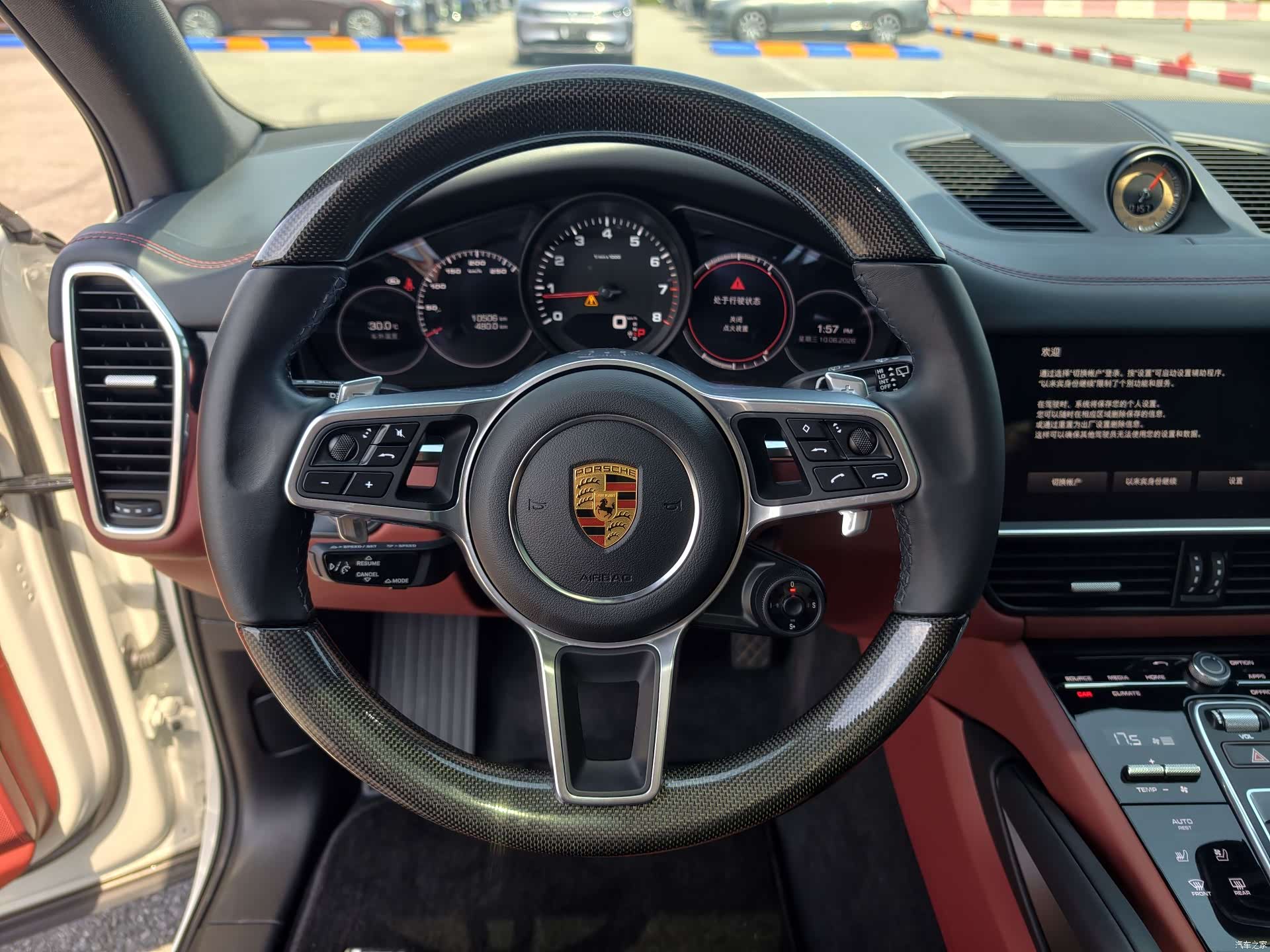 Porsche Cayenne, 2022 все фото