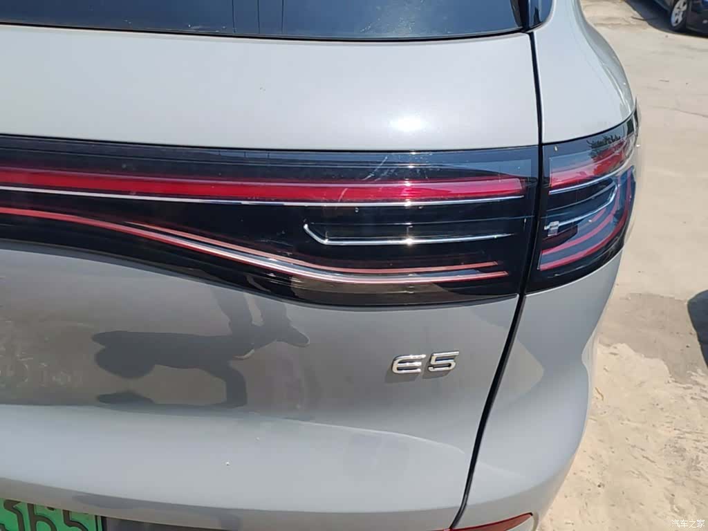 Geely Galaxy E5, 2026 24