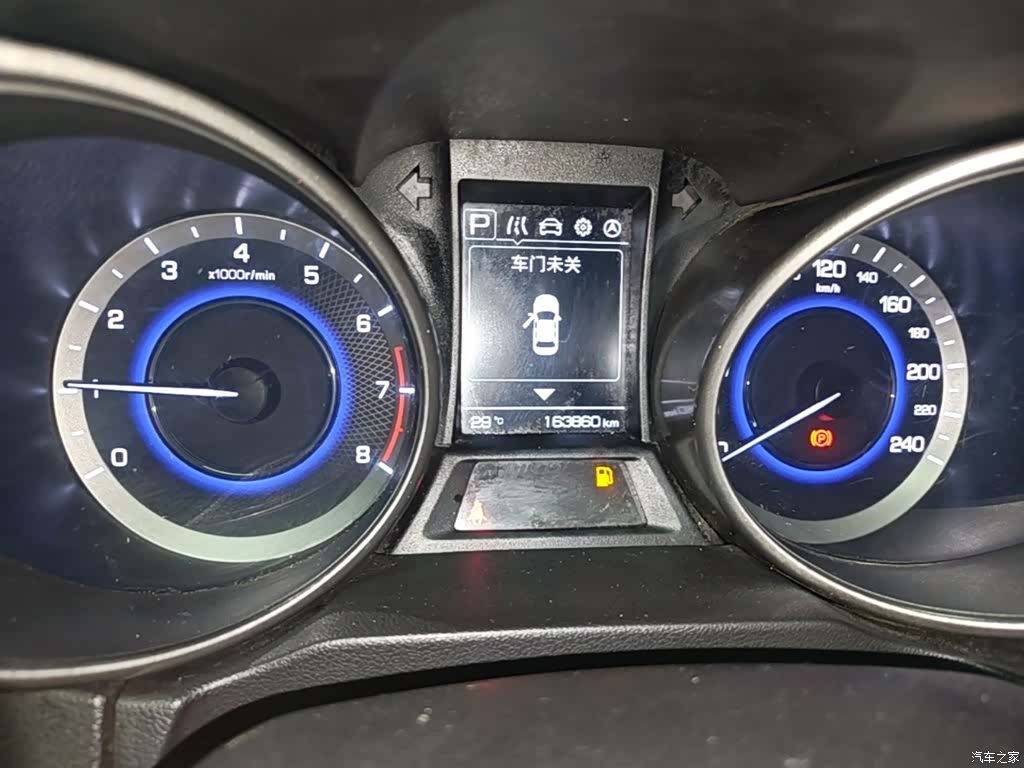 Changan CS35, 2017 12