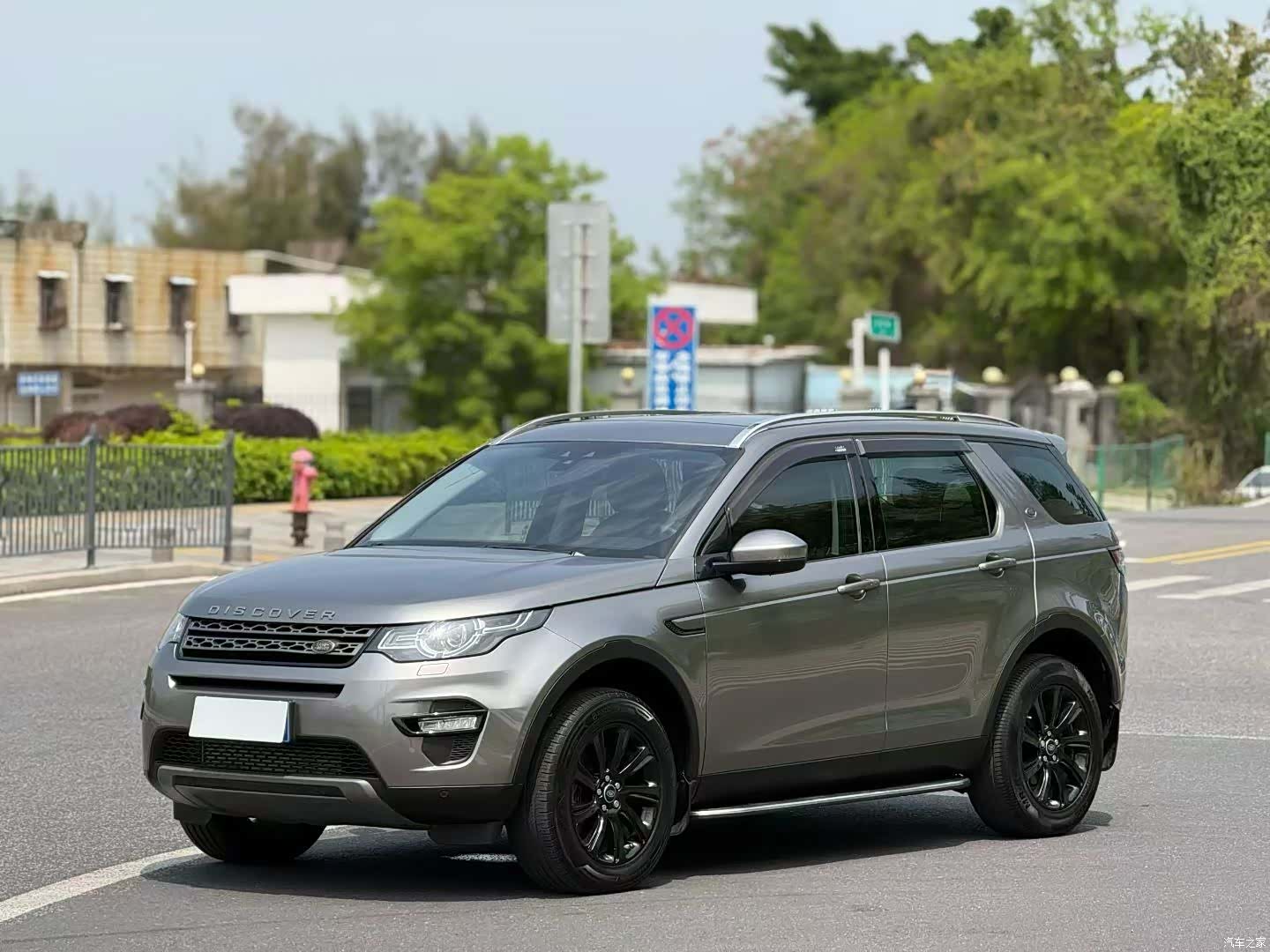 Land Rover Discovery, 2017 1