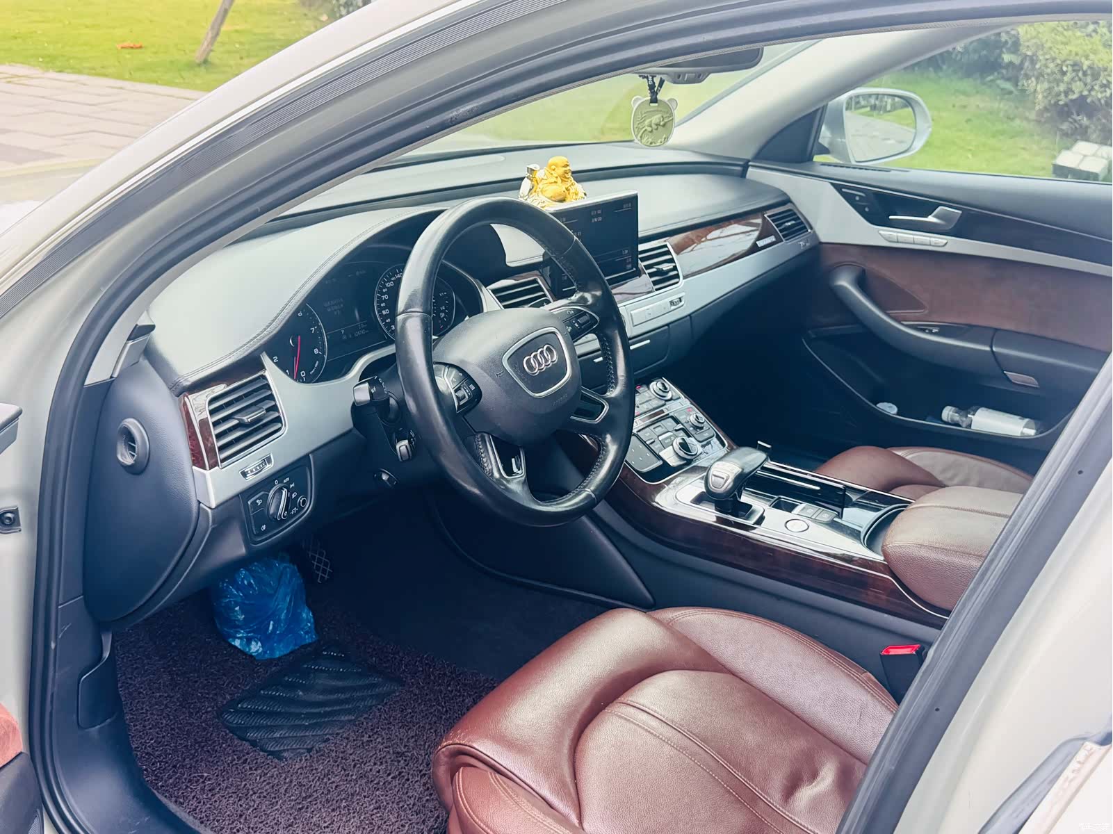 Audi A8L, 2014 4