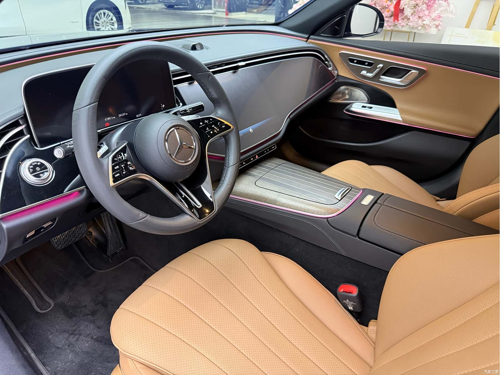 Mercedes-Benz E-Class, 2024 12