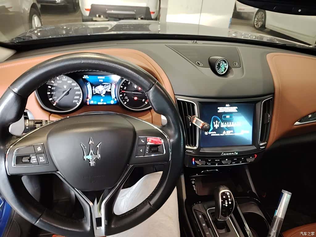 Maserati Levante, 2018 10