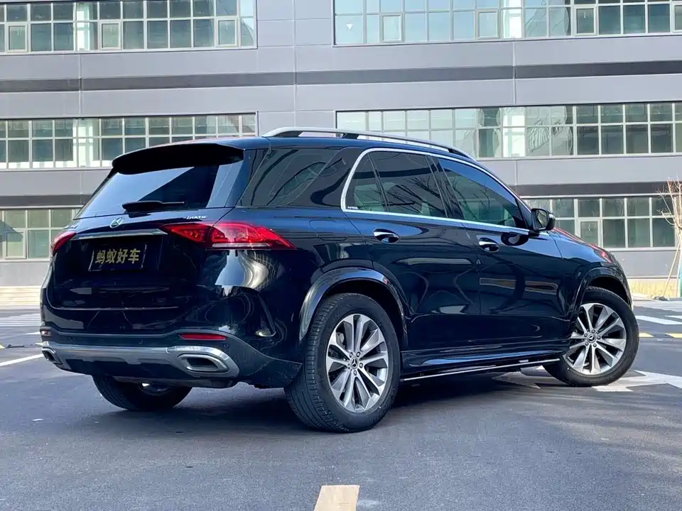 Mercedes-Benz GLE Mercedes-Benz GLE