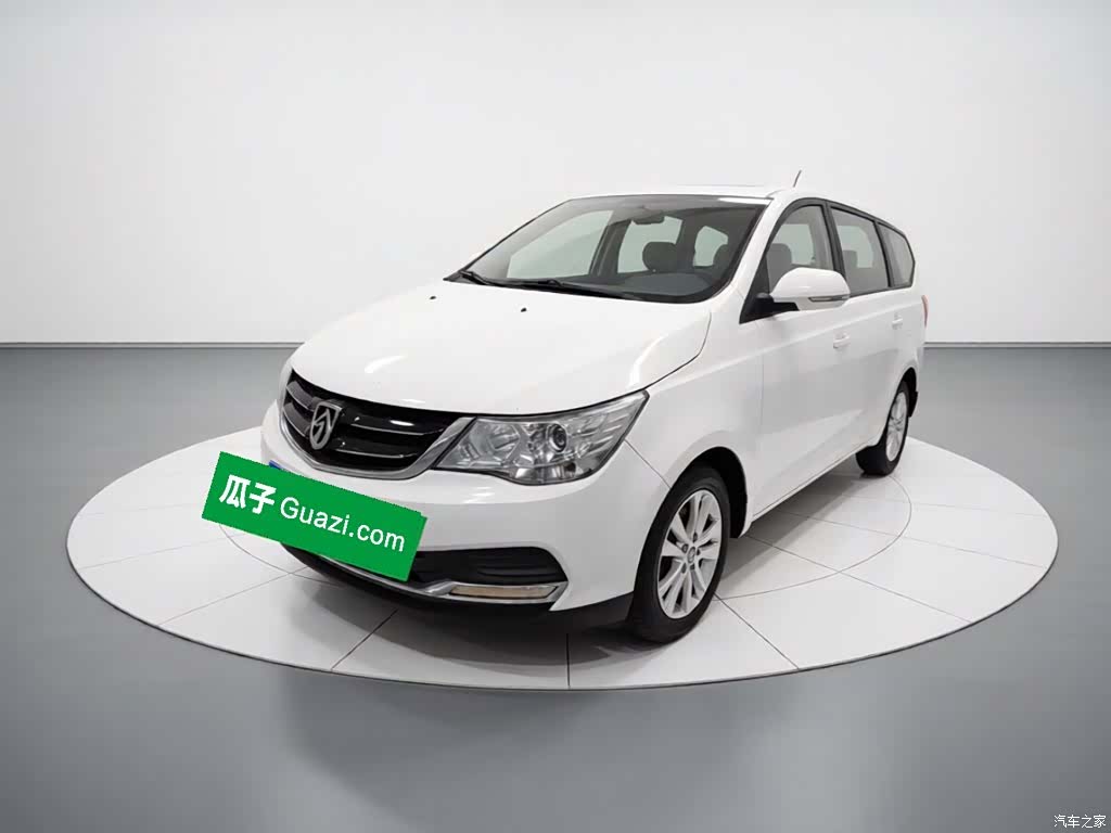 Wuling 730, 2017 1