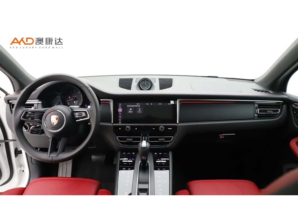 Porsche Macan, 2023 все фото