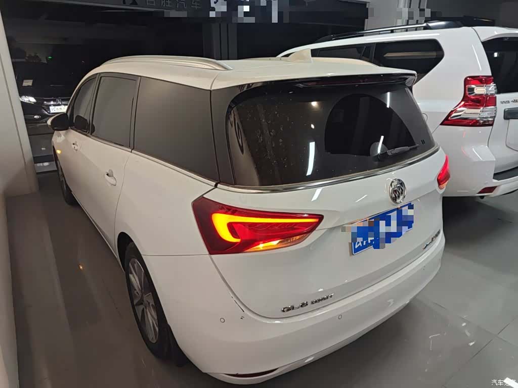 Buick GL6, 2022 23