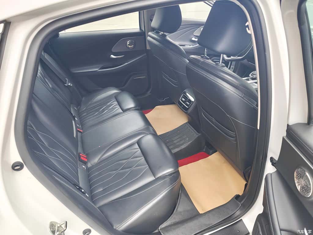 Chery Arrizo 8, 2023 8