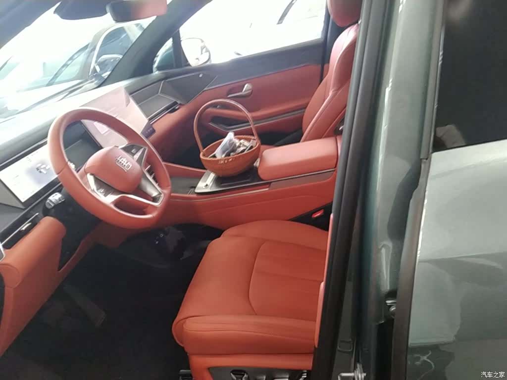 BYD Tang, 2025 15
