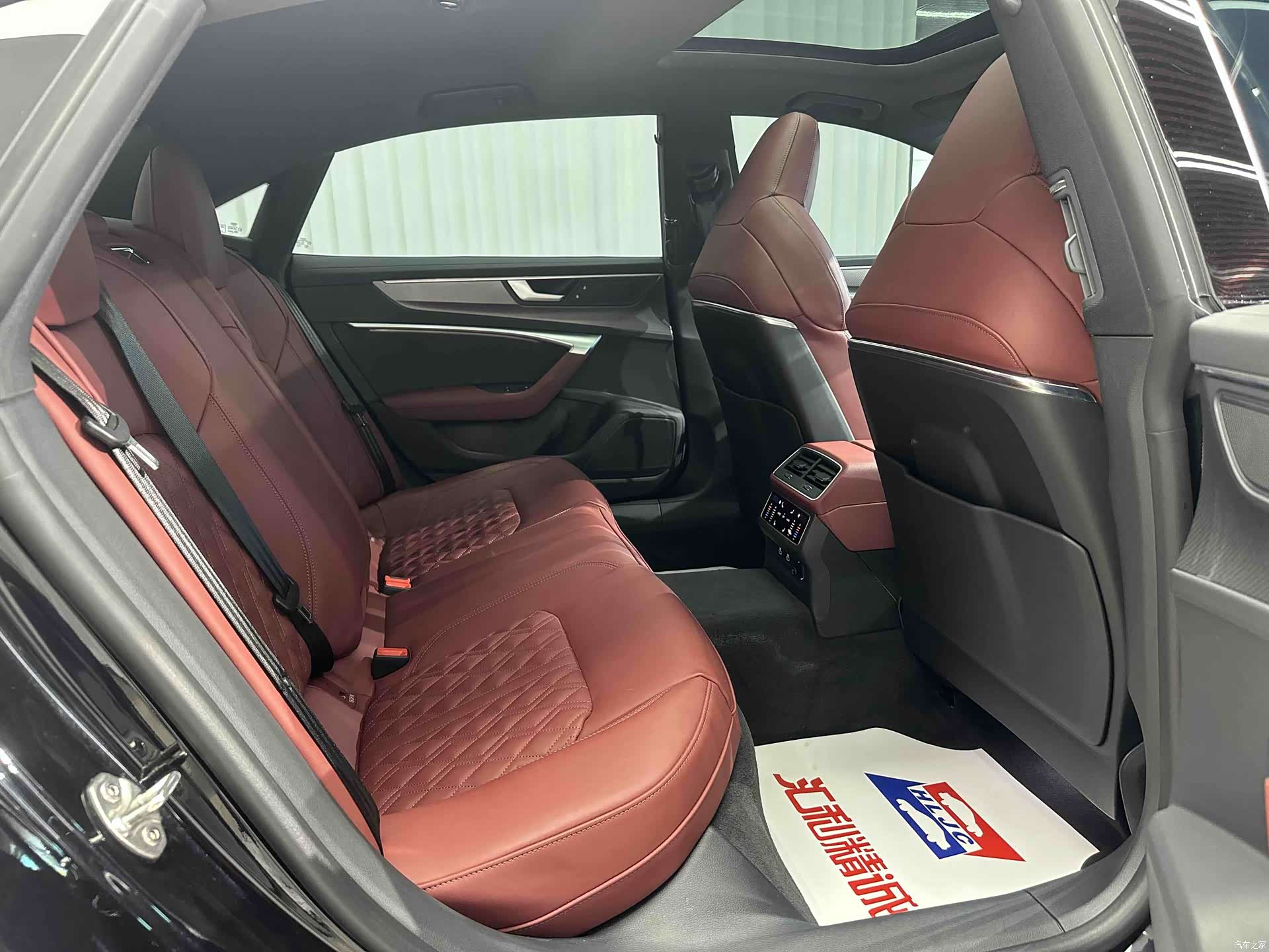 Audi A7L, 2025 21