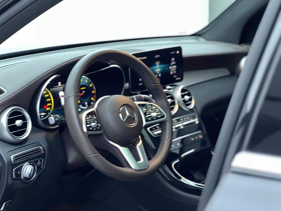 Mercedes-Benz GLC Mercedes-Benz GLC