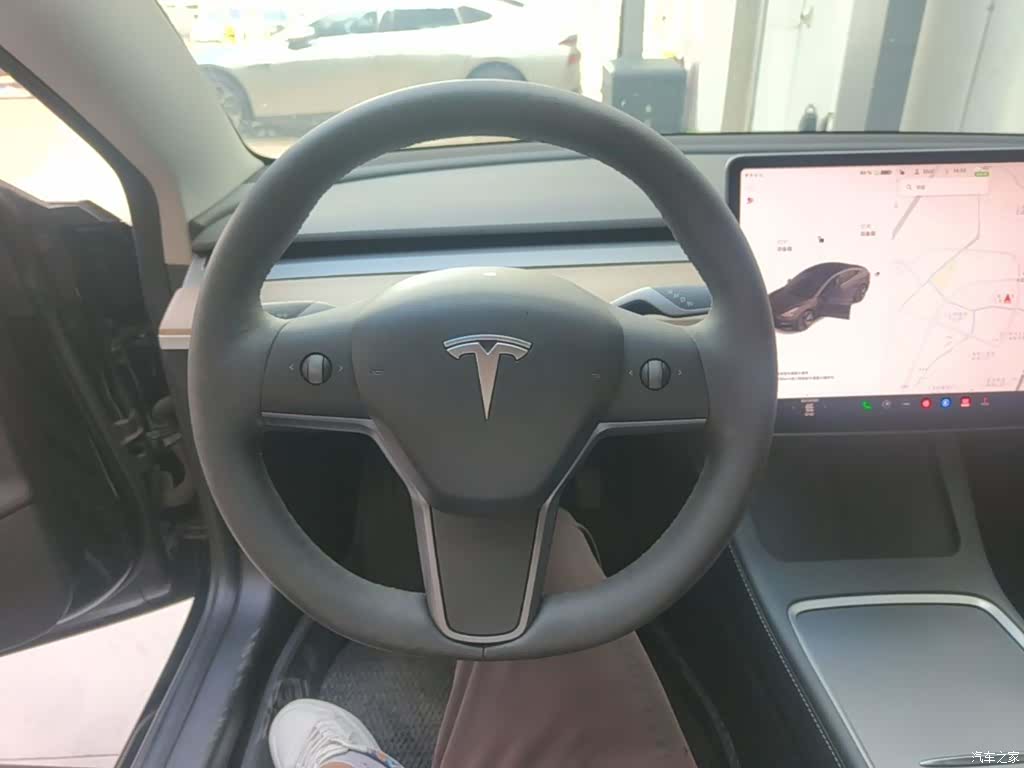 Tesla Model 3, 2021 11