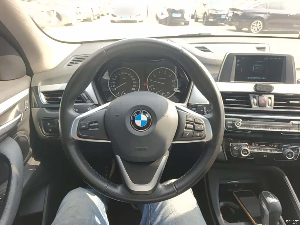 BMW X1, 2018 11