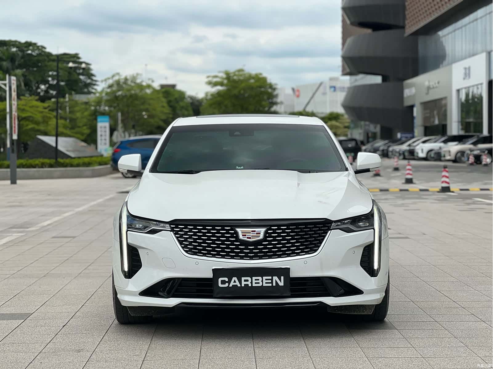 Cadillac CT4, 2023 2