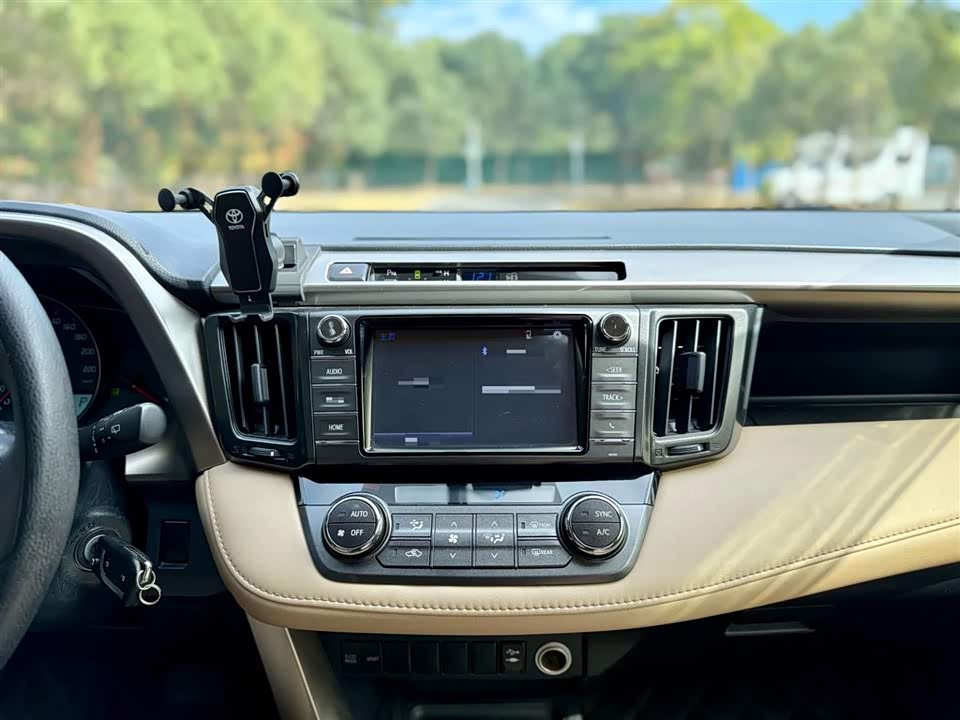 Toyota RAV4 Rongfang