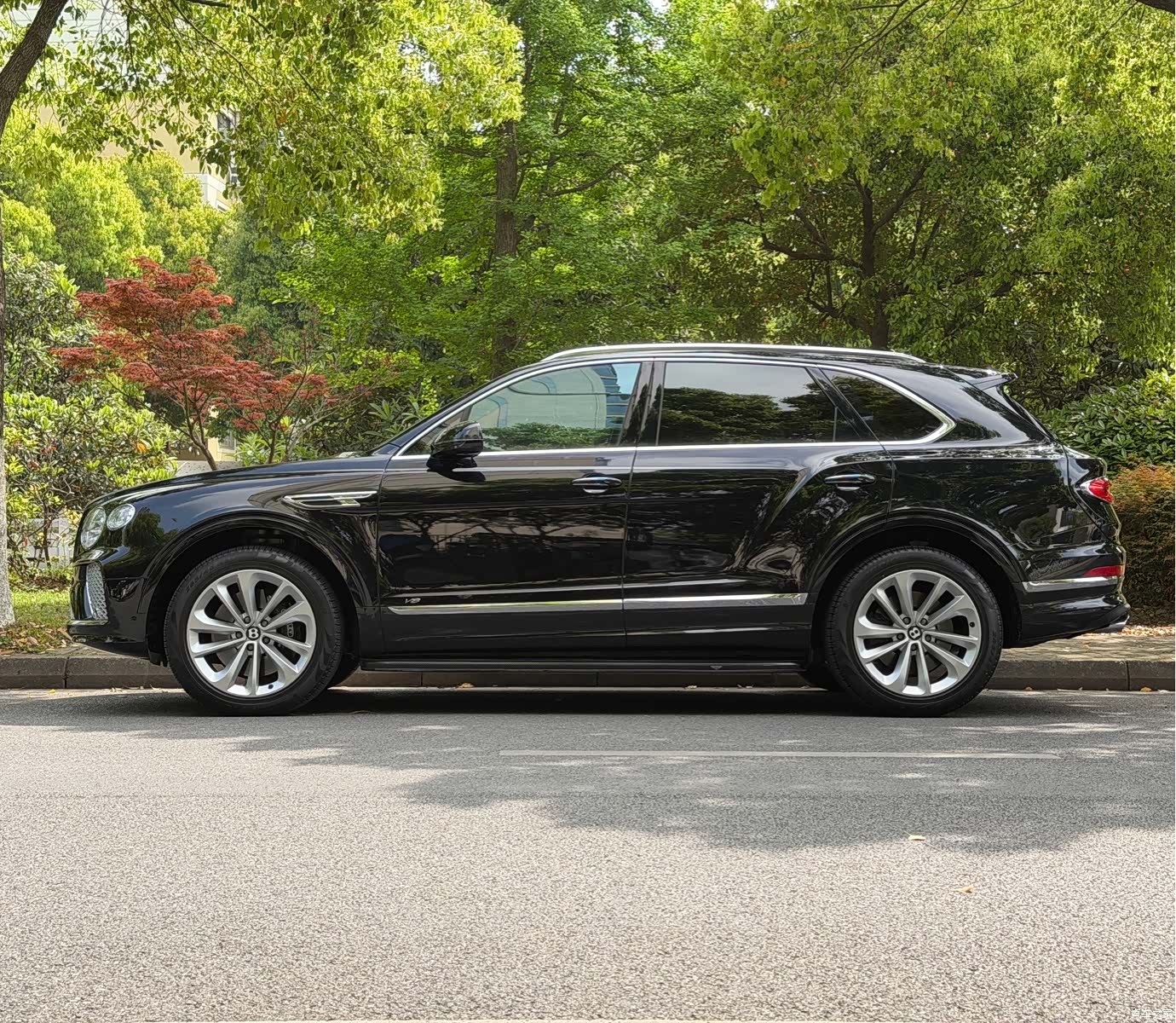 Bentley Bentayga, 2023 4