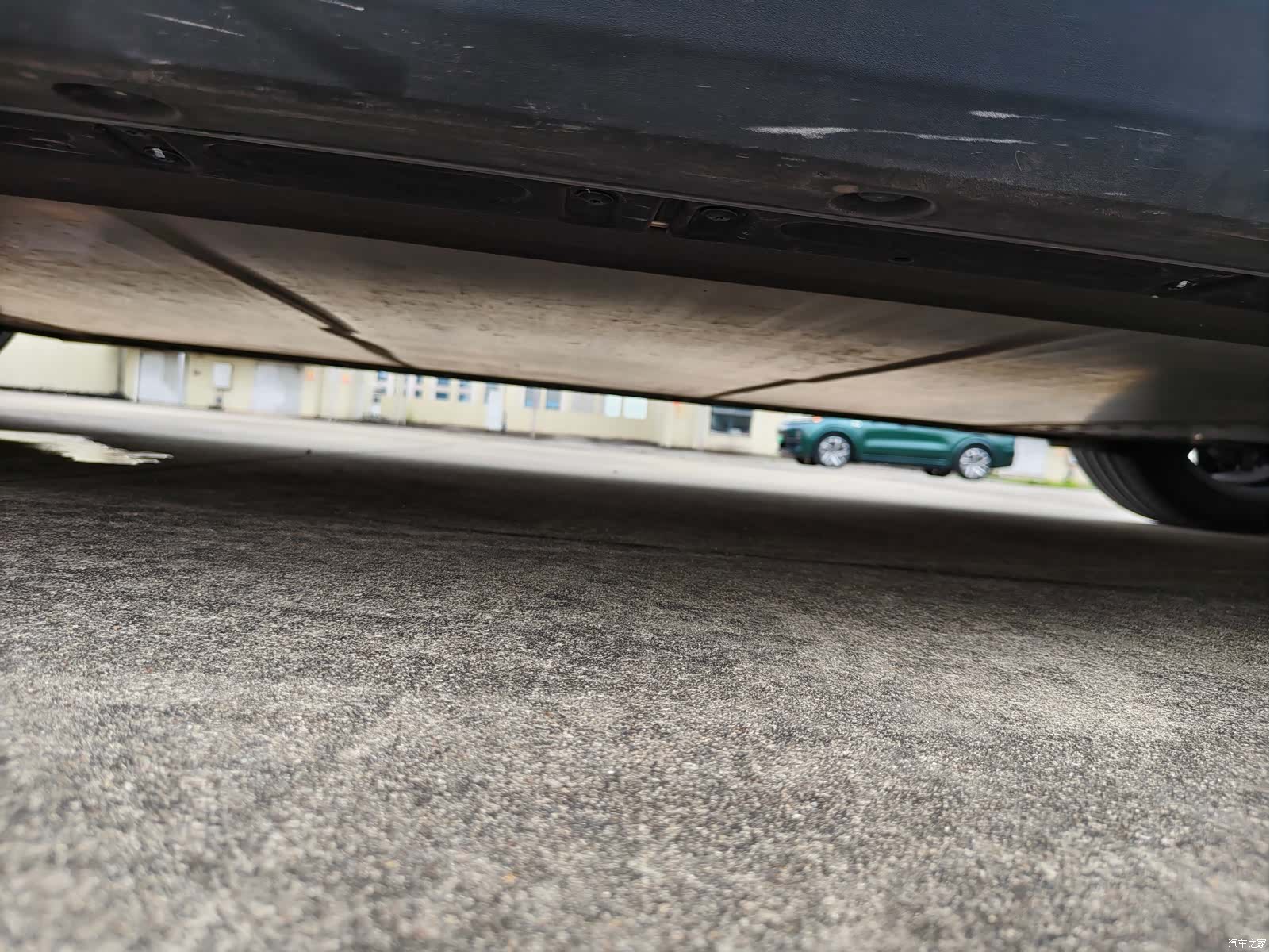 Li Auto i8, 2025 13