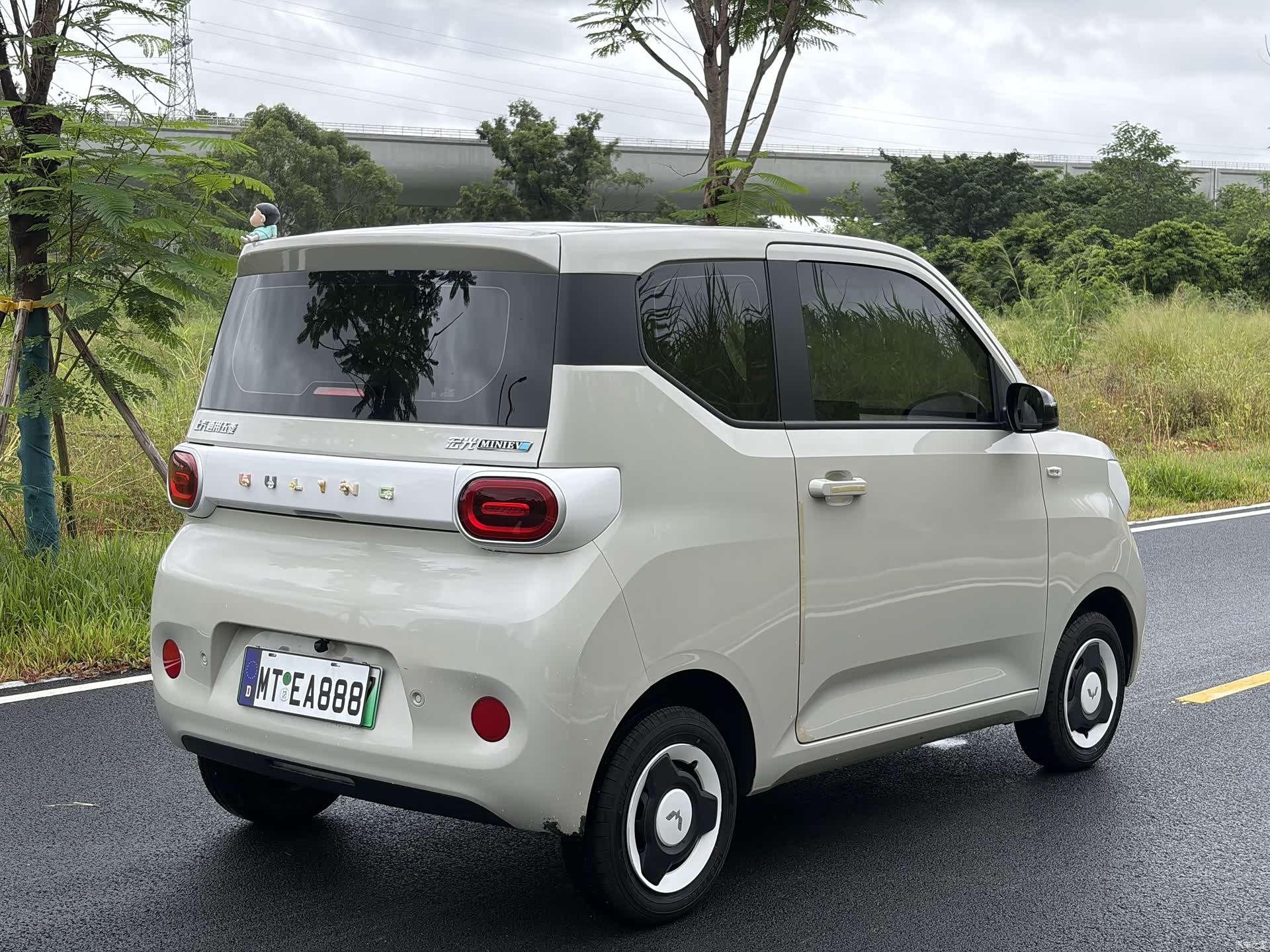 Wuling MINIEV, 2025 11