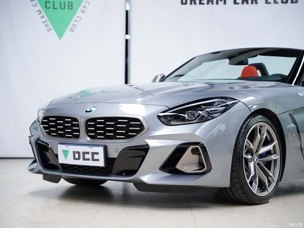 BMW Z4, 2024 19