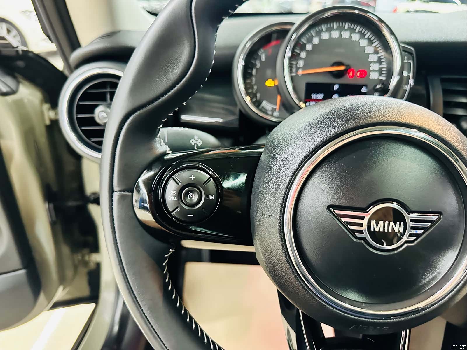 Mini Cooper, 2020 40