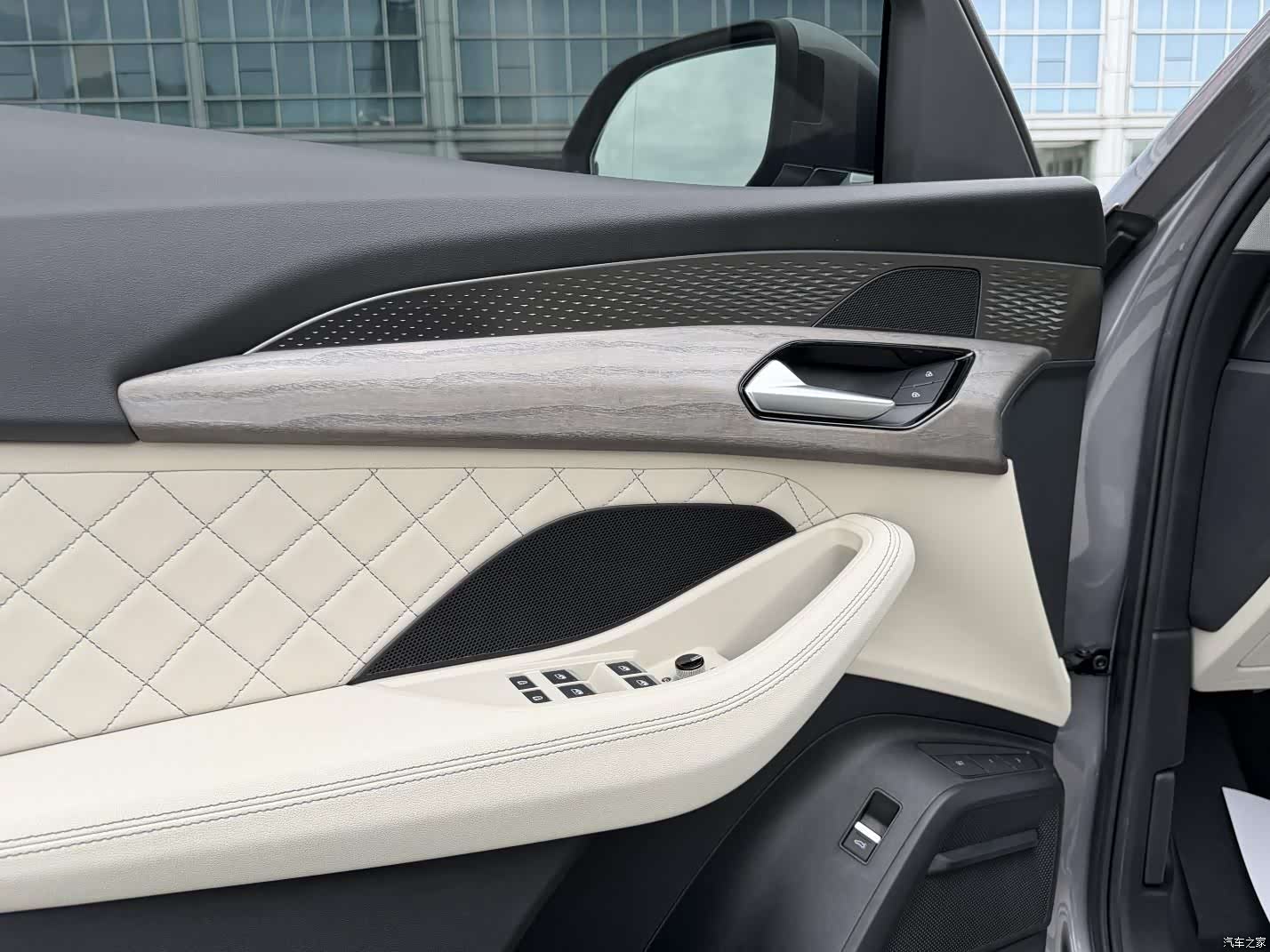 Audi Q6, 2022 15