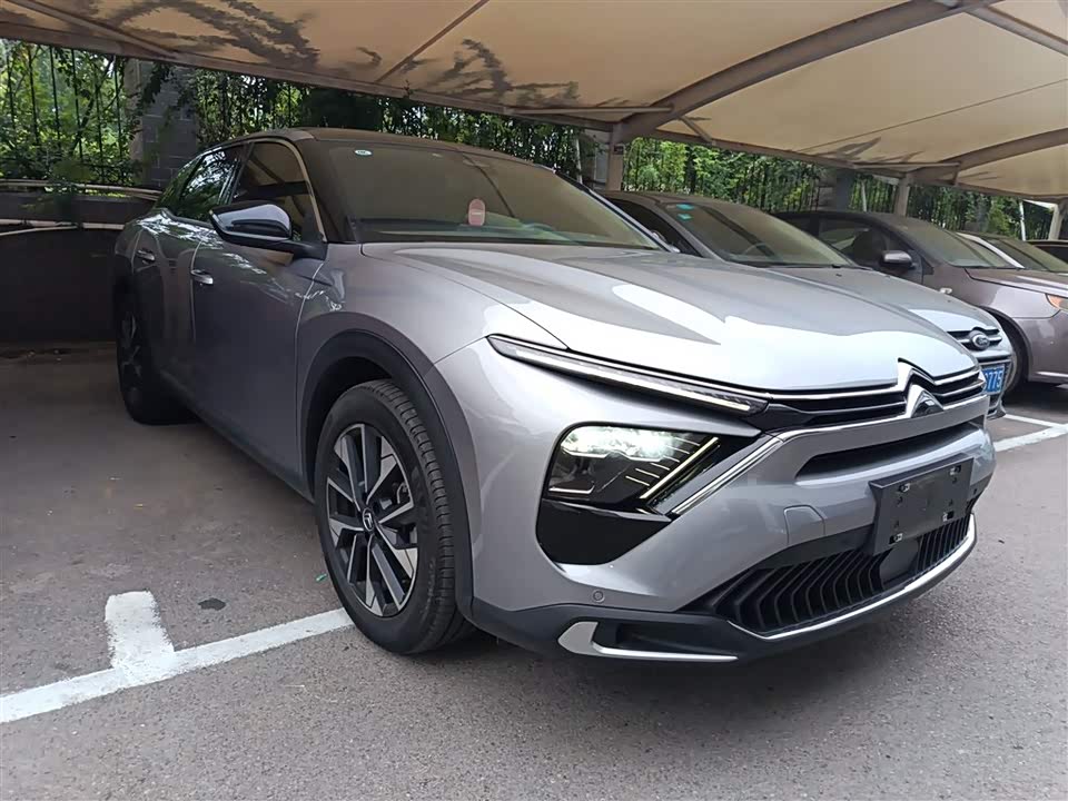 Citroen Versailles C5 X