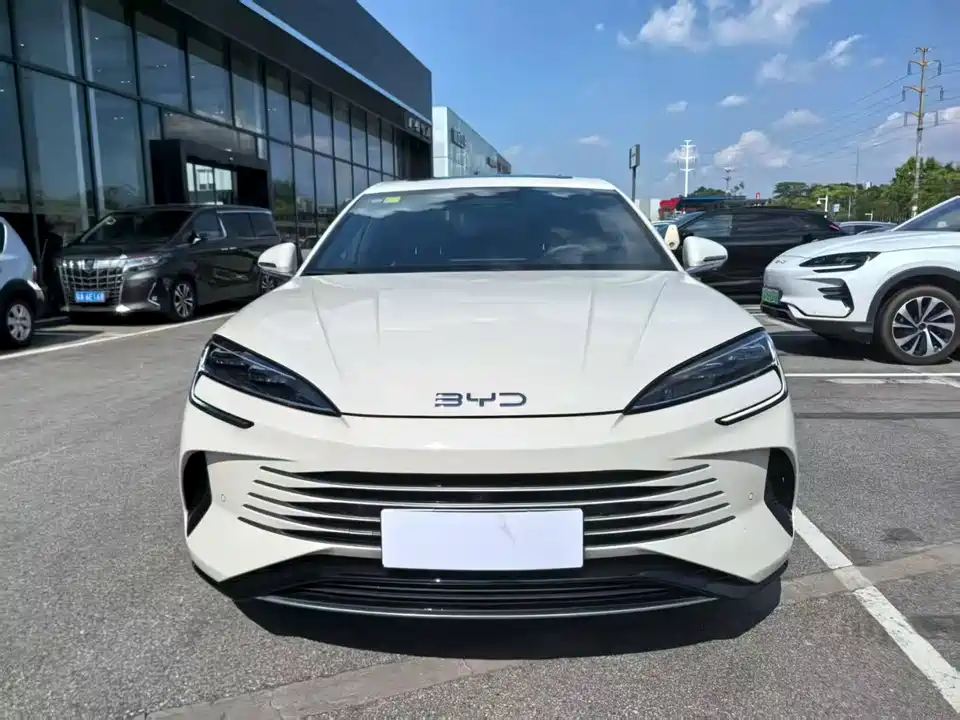 BYD Seal 07 DM-i