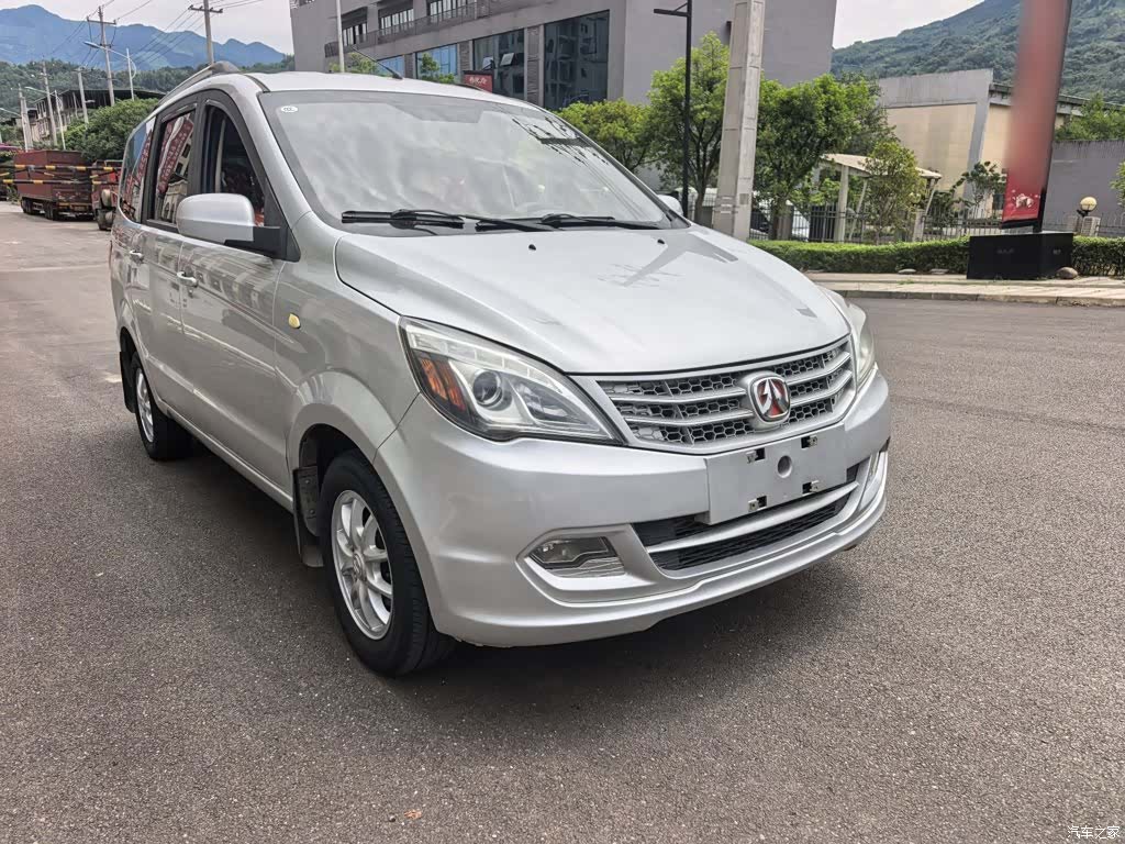 BAIC M20, 2015 19