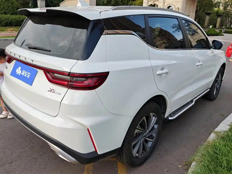 Geely Vision X6